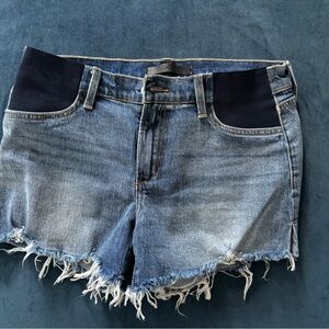 Joe’s Jean maternity shorts - Ozzie style